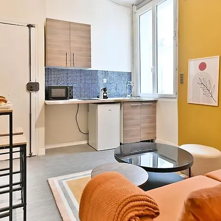Rez-de-chaussee - Montparnasse Parigi